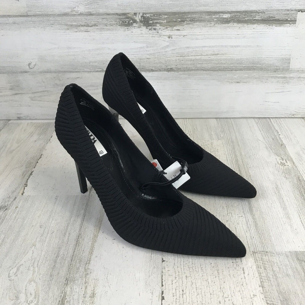 NWT- Zara Zapato Taco Stiletto 4” Heel Pointy Toe Black Ribbed Fabric Sh…
